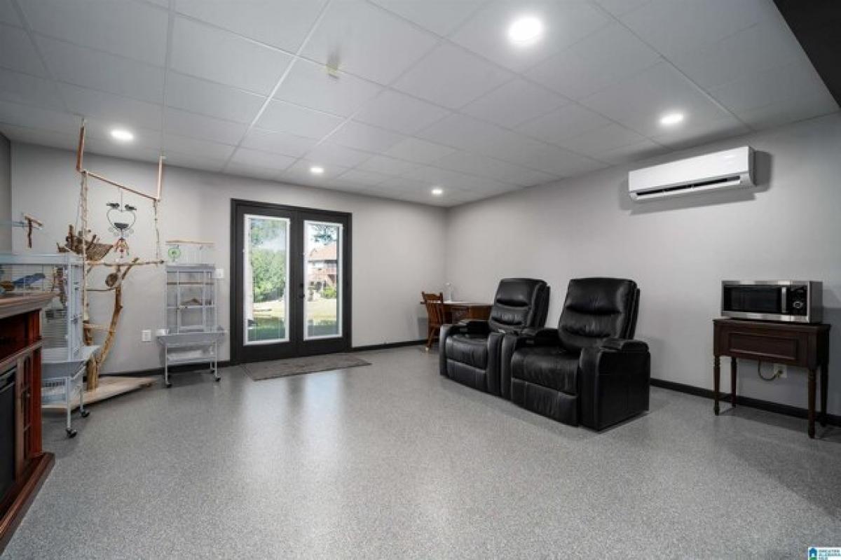 Picture of Home For Sale in Odenville, Alabama, United States