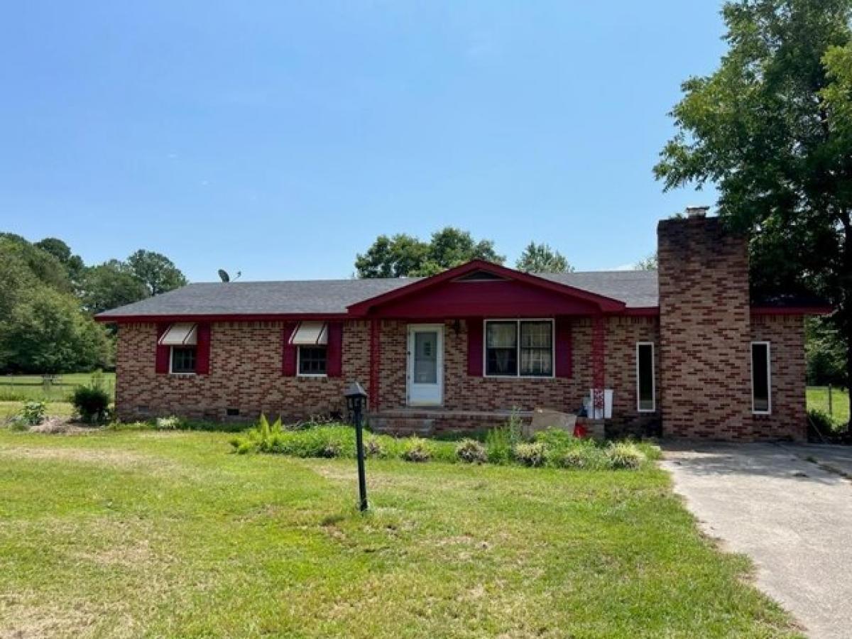 Picture of Home For Sale in Orangeburg, South Carolina, United States