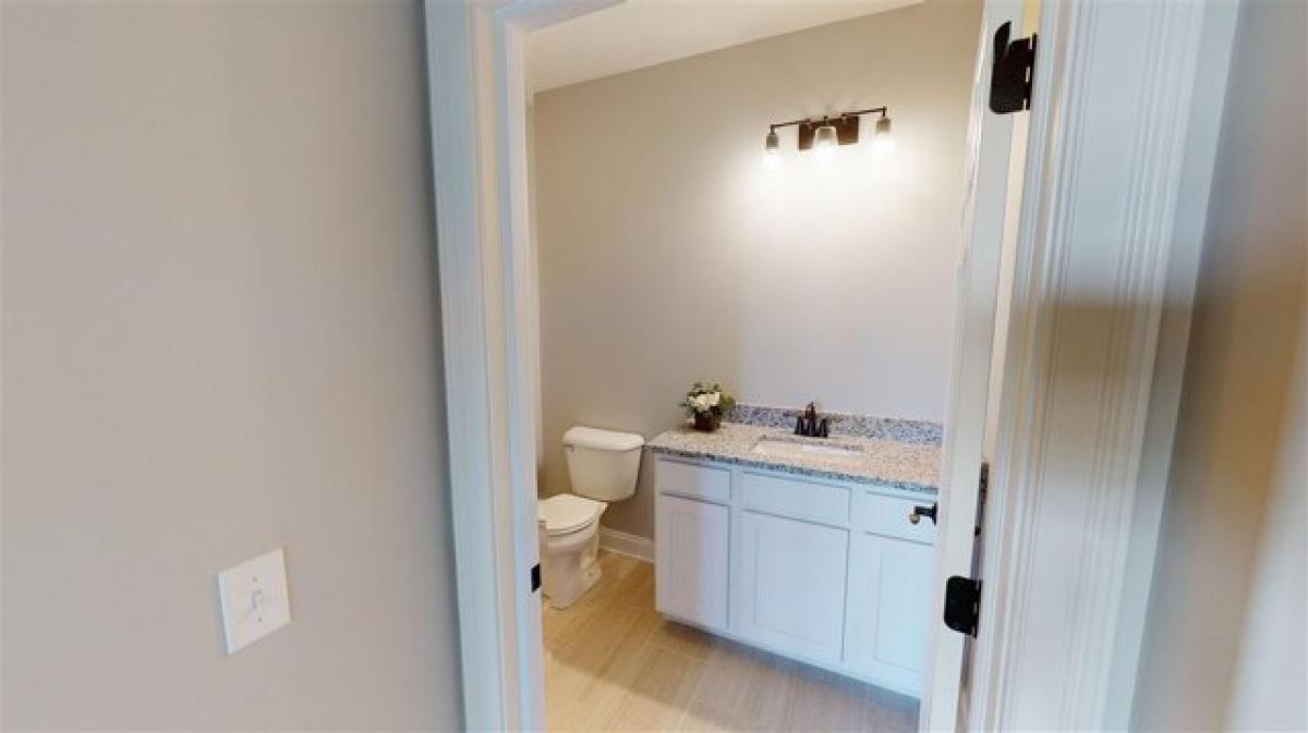 Picture of Home For Sale in North Liberty, Iowa, United States