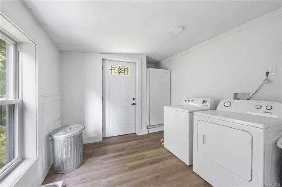 Picture of Home For Sale in Claverack, New York, United States