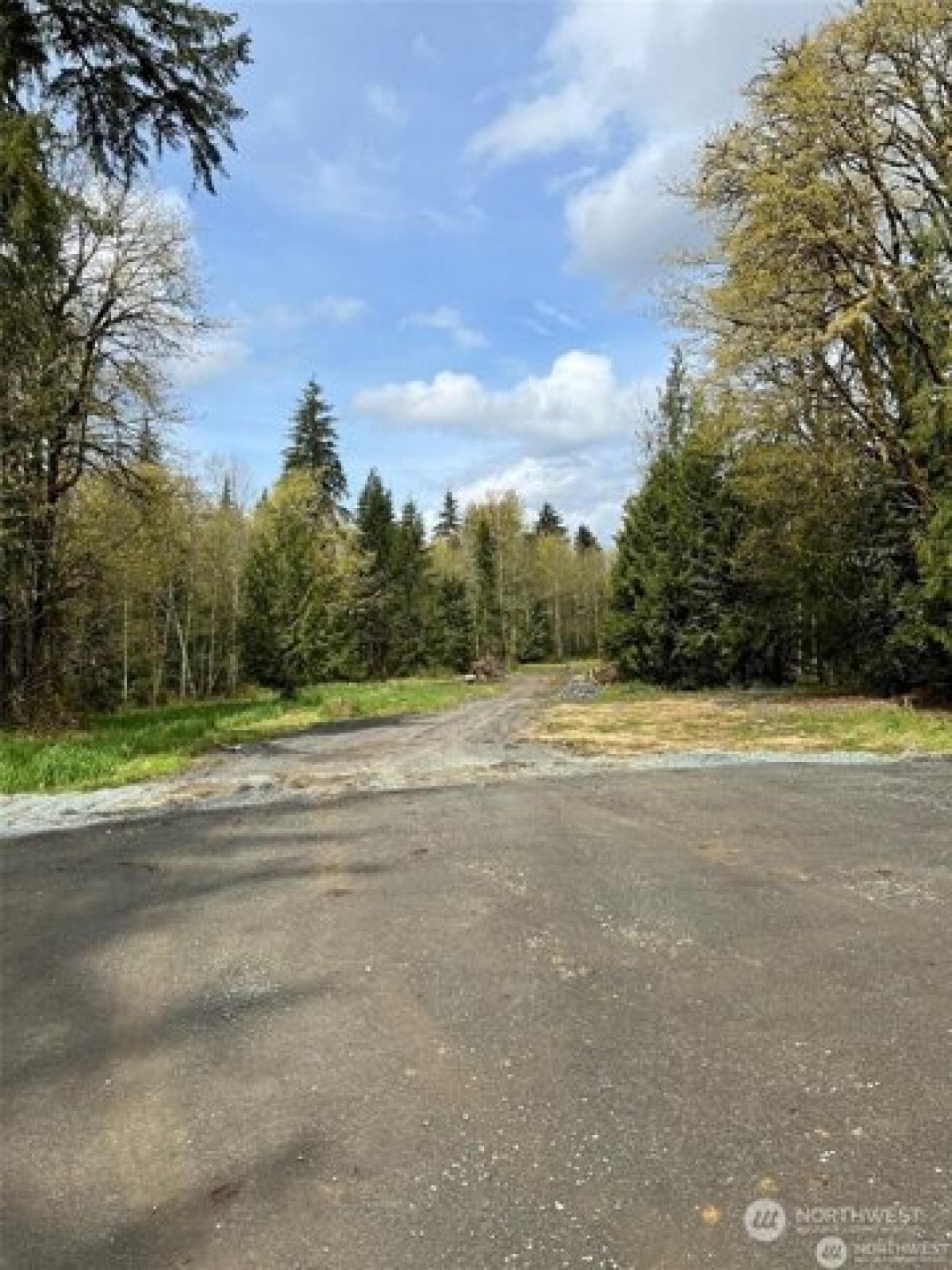 Picture of Residential Land For Sale in Snohomish, Washington, United States