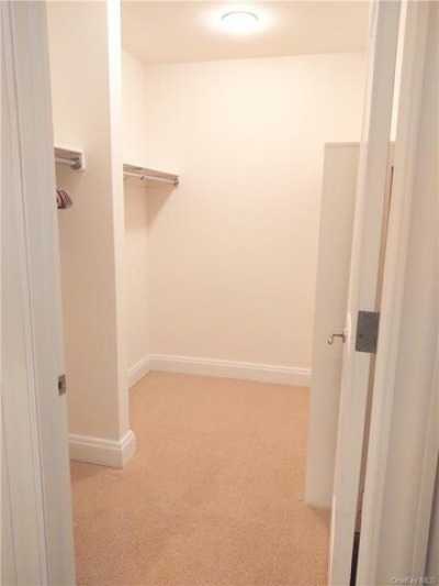 Home For Rent in Shrub Oak, New York