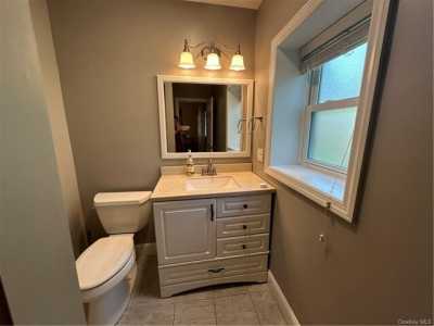 Home For Sale in Nanuet, New York