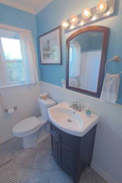 Home For Sale in Hanahan, South Carolina