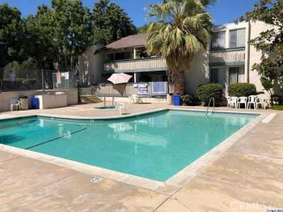 Home For Rent in Canoga Park, California