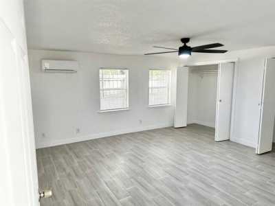 Home For Sale in Belle Isle, Florida