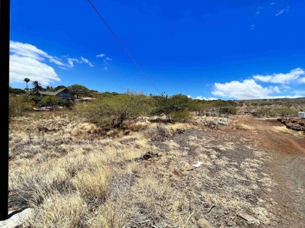 Picture of Residential Land For Sale in Kaunakakai, Hawaii, United States