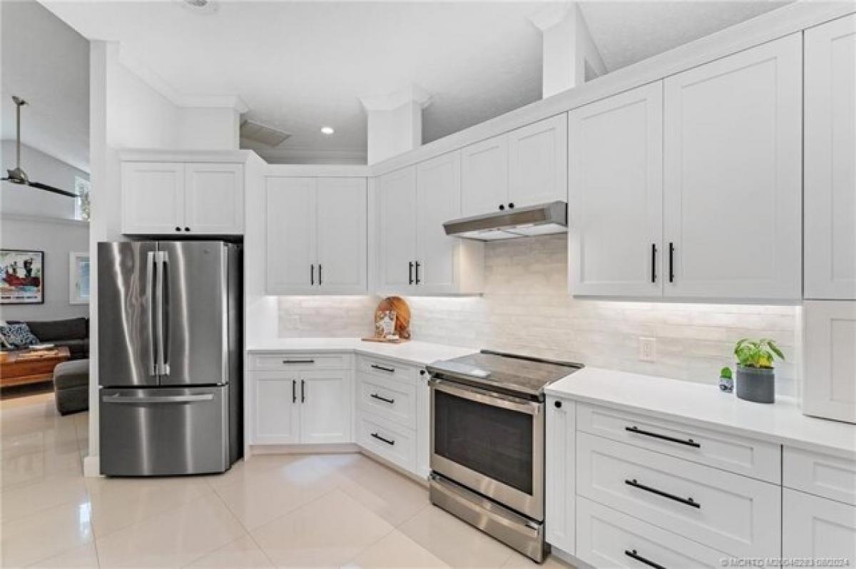 Picture of Home For Sale in Sewalls Point, Florida, United States