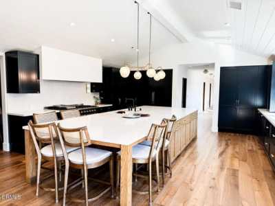 Home For Sale in Thousand Oaks, California