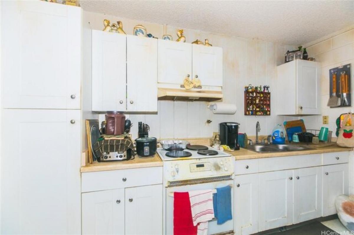 Picture of Home For Sale in Aiea, Hawaii, United States