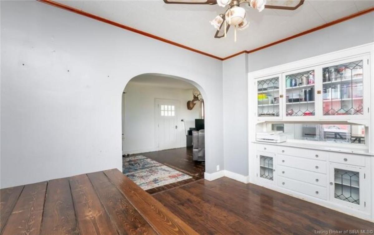 Picture of Home For Sale in Ramsey, Indiana, United States