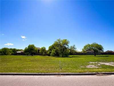 Residential Land For Sale in Kingsville, Texas