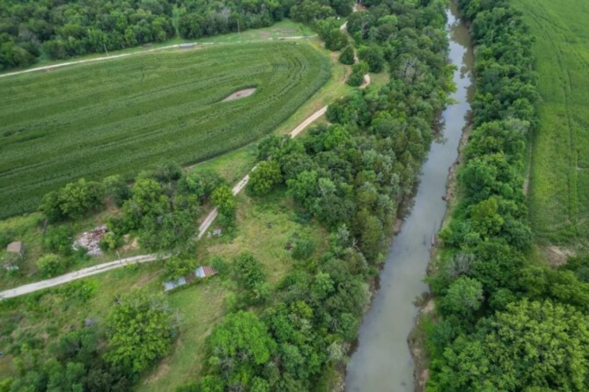 Picture of Residential Land For Sale in Neodesha, Kansas, United States