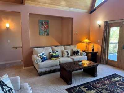 Home For Sale in Groveland, California