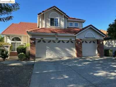Home For Rent in Antioch, California