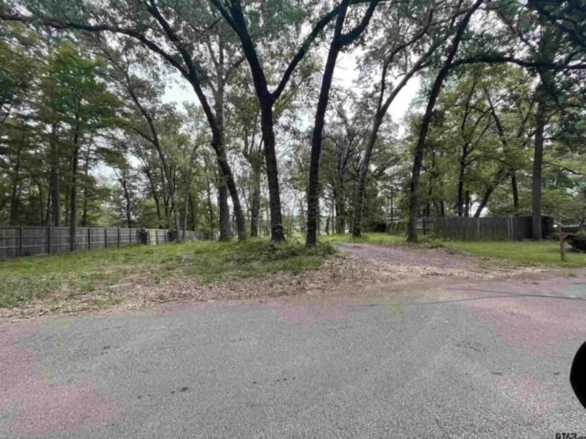 Picture of Residential Land For Sale in Tyler, Texas, United States