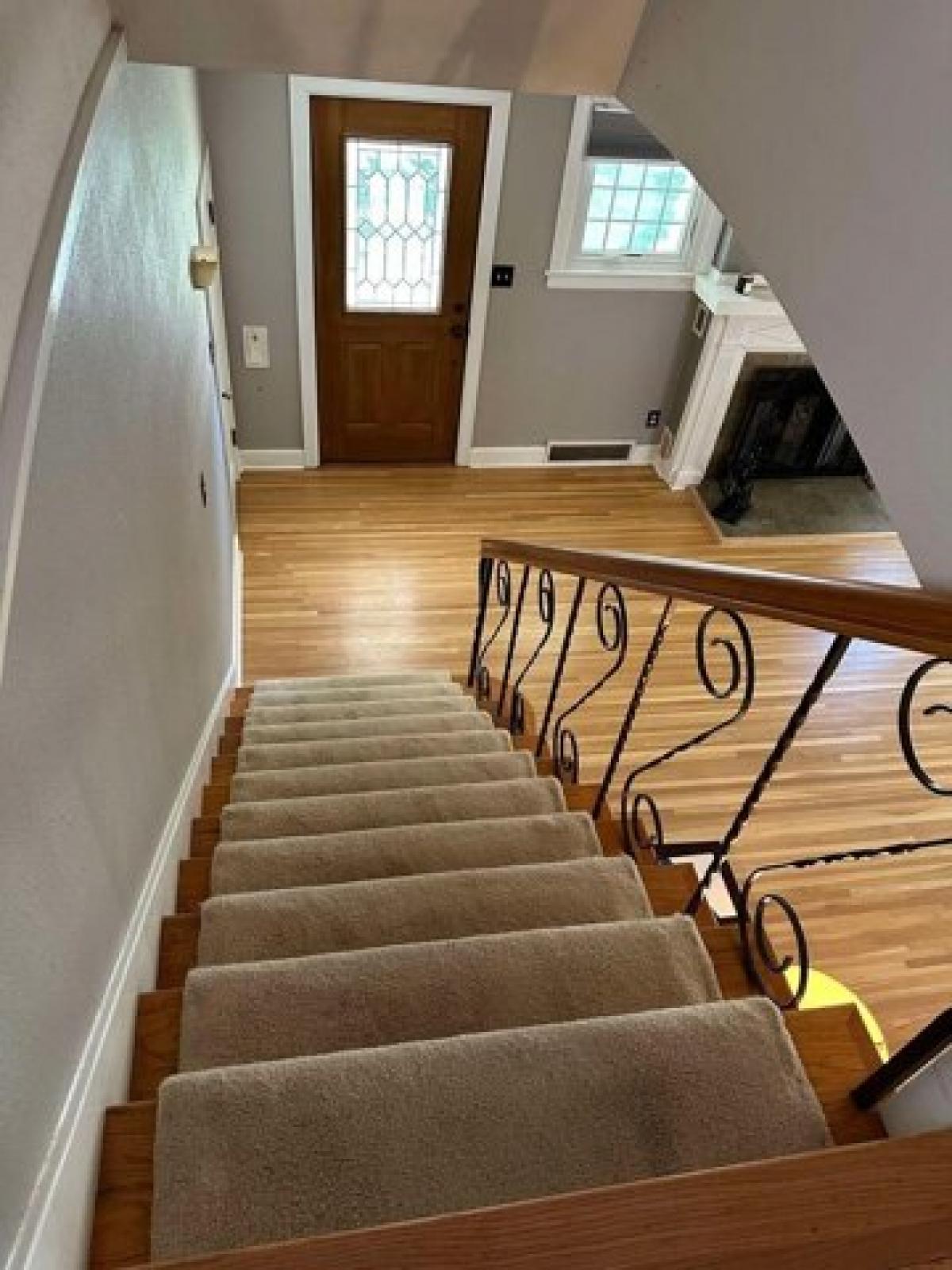 Picture of Home For Sale in Kinsley, Kansas, United States