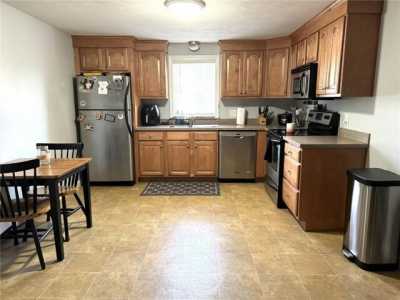 Home For Sale in Lincoln, Rhode Island