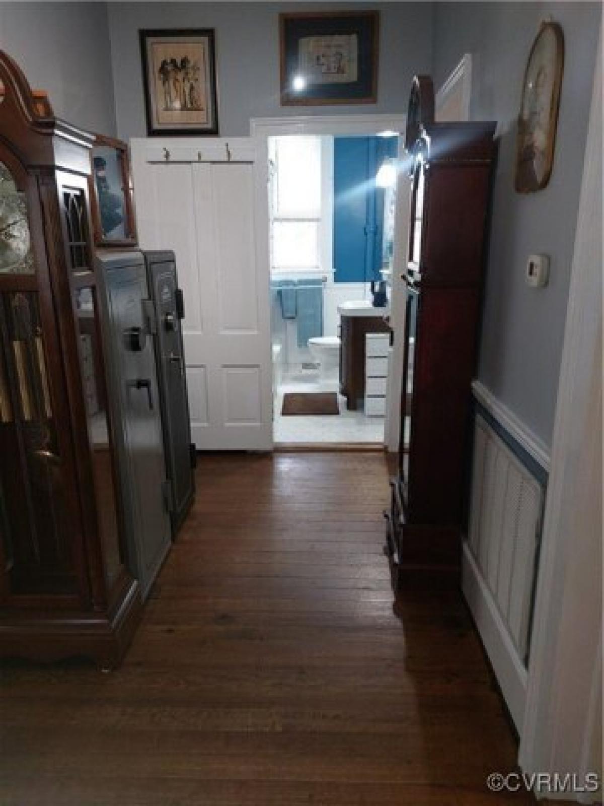 Picture of Home For Sale in Colonial Heights, Virginia, United States