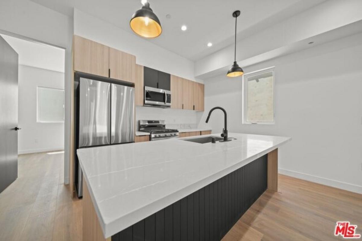 Picture of Home For Rent in North Hollywood, California, United States