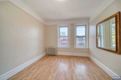 Apartment For Rent in 