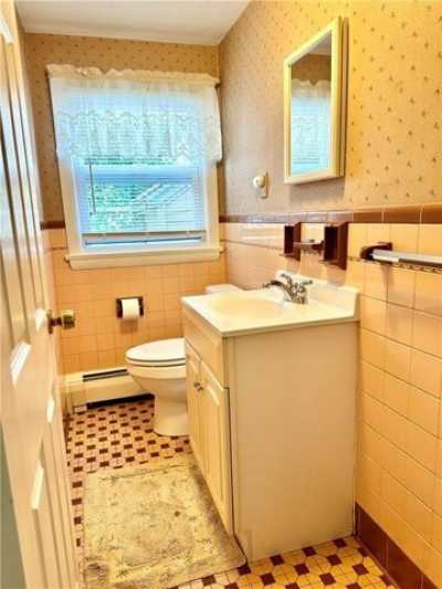 Home For Sale in Johnston, Rhode Island