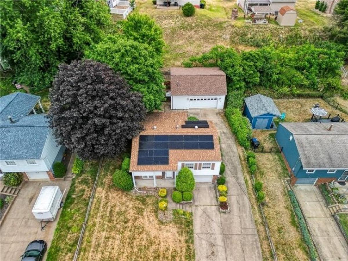 Picture of Home For Sale in Monaca, Pennsylvania, United States