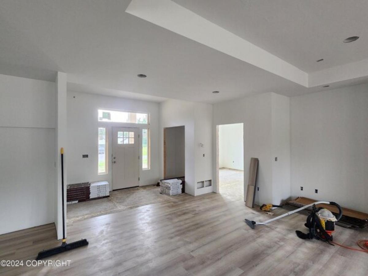 Picture of Home For Sale in Palmer, Alaska, United States