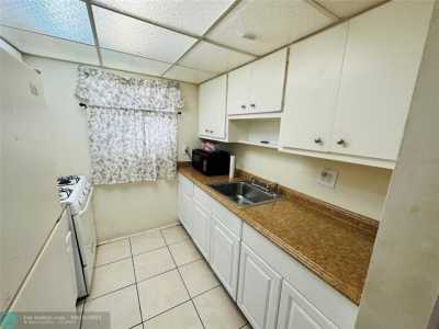 Home For Sale in Lauderdale Lakes, Florida