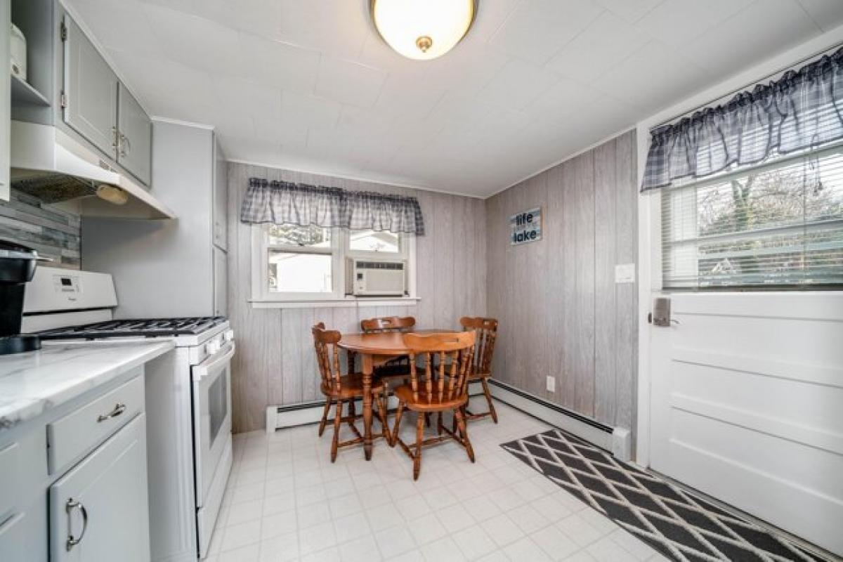 Picture of Home For Sale in South Haven, Michigan, United States