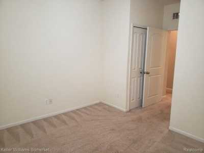 Home For Rent in Sterling Heights, Michigan