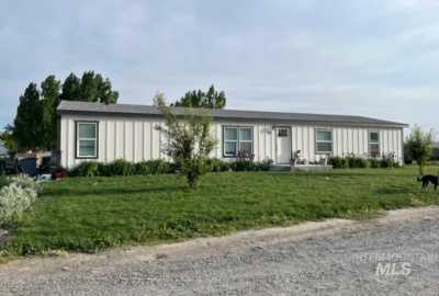 Home For Sale in Grand View, Idaho