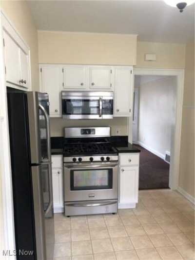 Home For Sale in Shaker Heights, Ohio