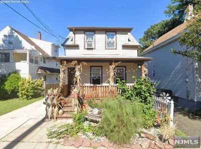 Home For Sale in Clifton, New Jersey