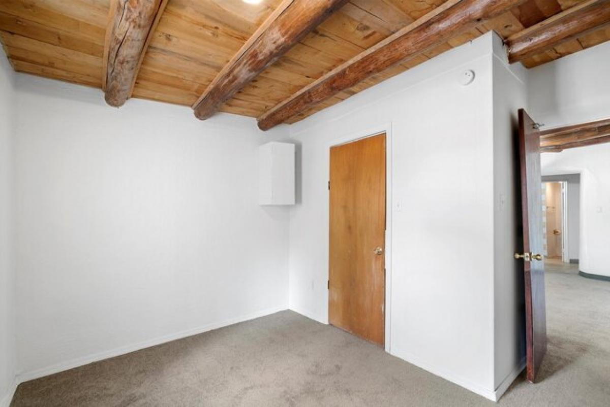 Picture of Home For Sale in Los Lunas, New Mexico, United States