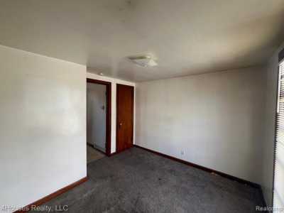 Home For Rent in Roseville, Michigan