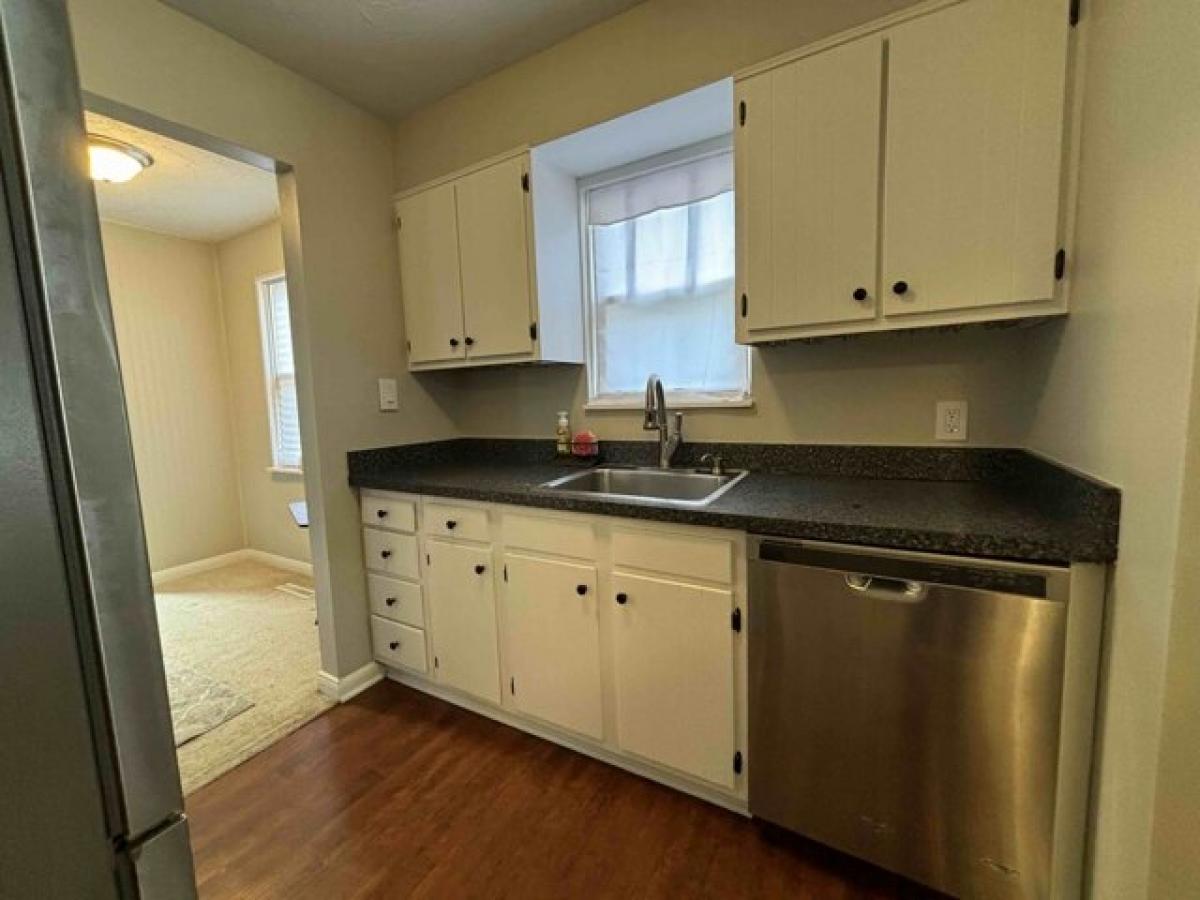 Picture of Home For Sale in Mentor, Ohio, United States