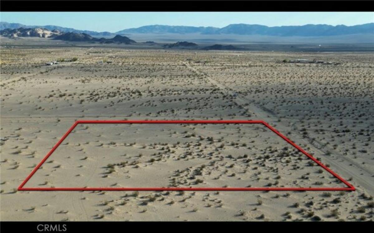 Picture of Residential Land For Rent in Twentynine Palms, California, United States