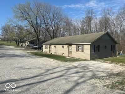 Home For Sale in Poland, Indiana