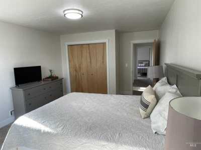 Home For Sale in Glenns Ferry, Idaho