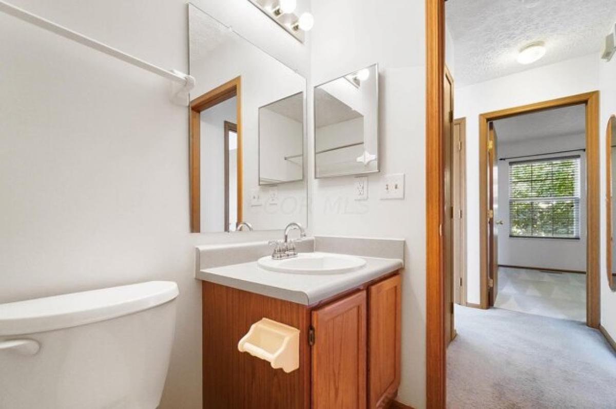 Picture of Home For Sale in Obetz, Ohio, United States