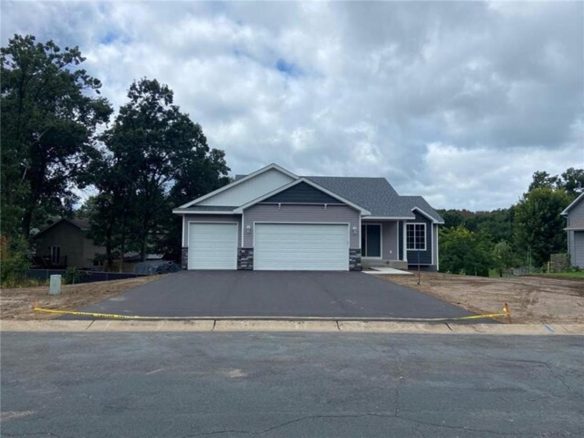 Picture of Home For Sale in Zimmerman, Minnesota, United States