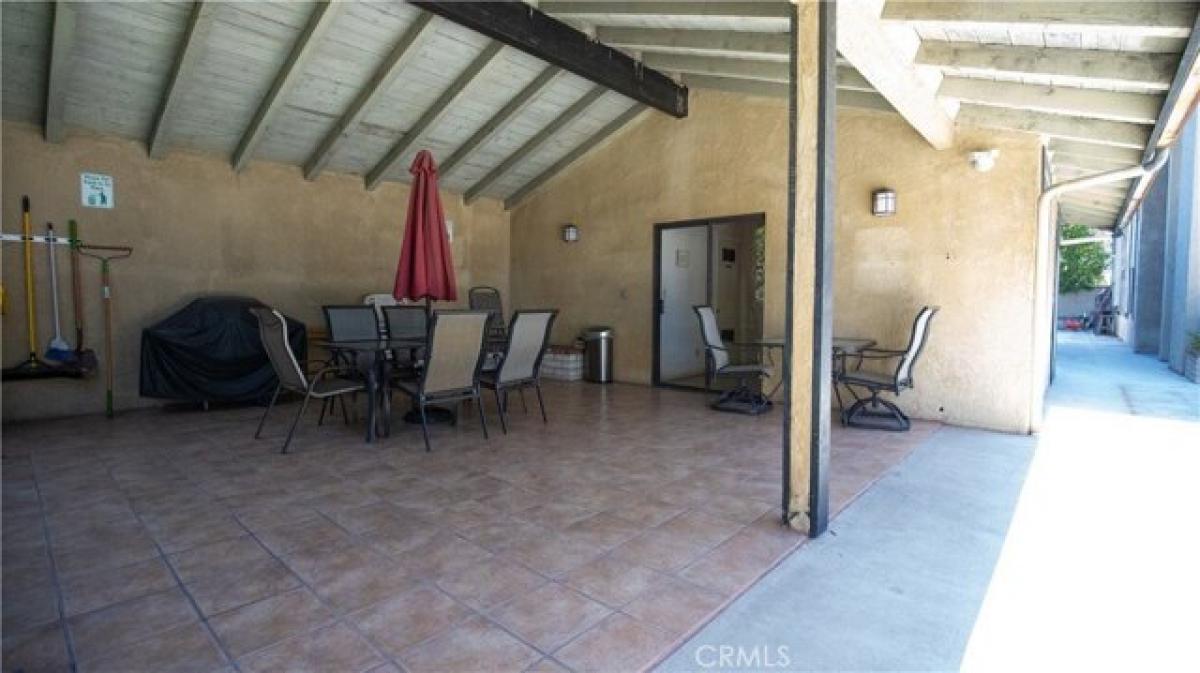 Picture of Home For Sale in Signal Hill, California, United States