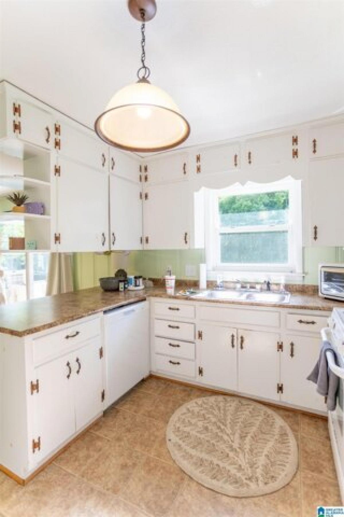 Picture of Home For Sale in Jacksonville, Alabama, United States