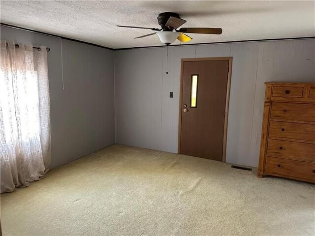 Picture of Home For Sale in Seale, Alabama, United States