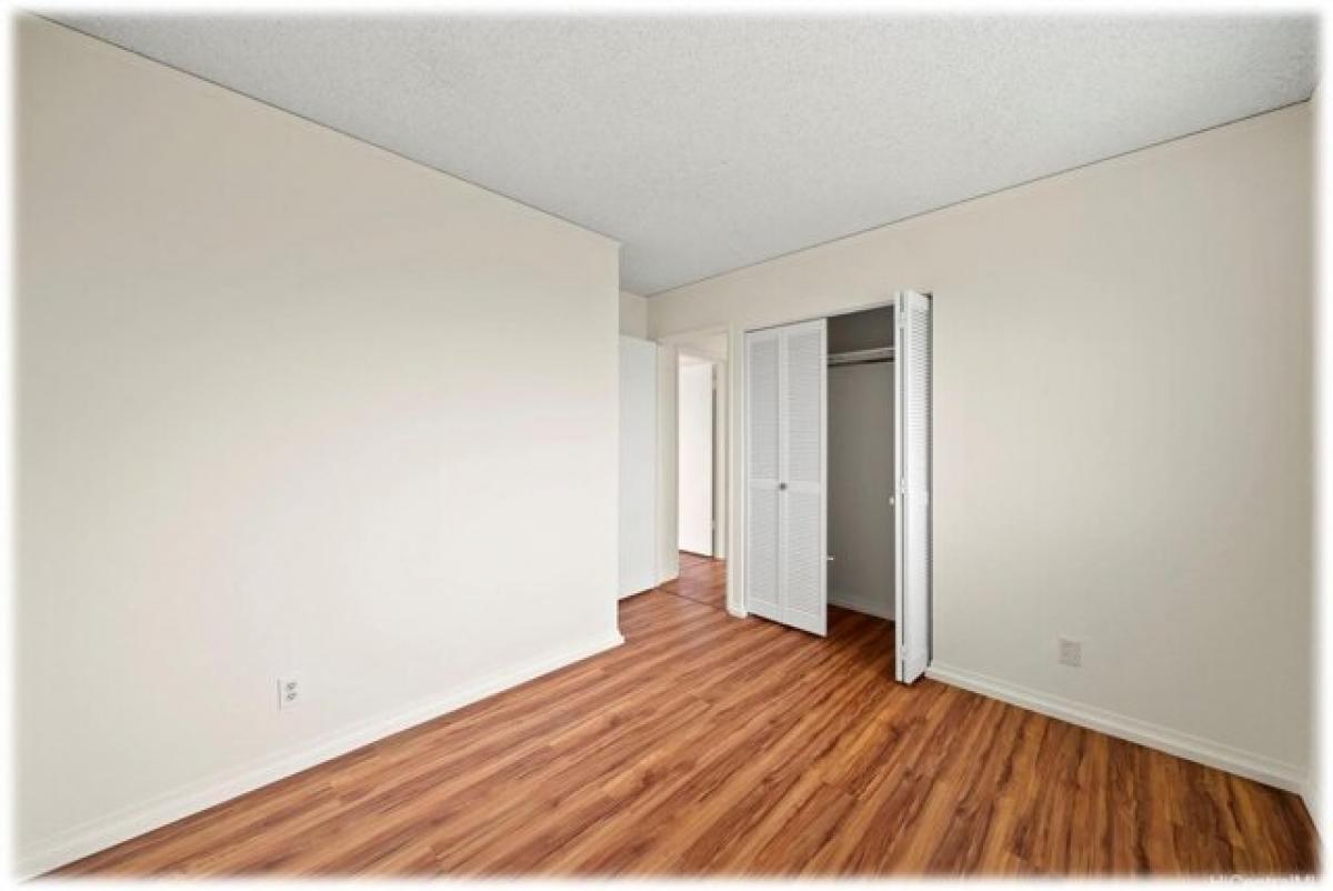 Picture of Home For Sale in Aiea, Hawaii, United States