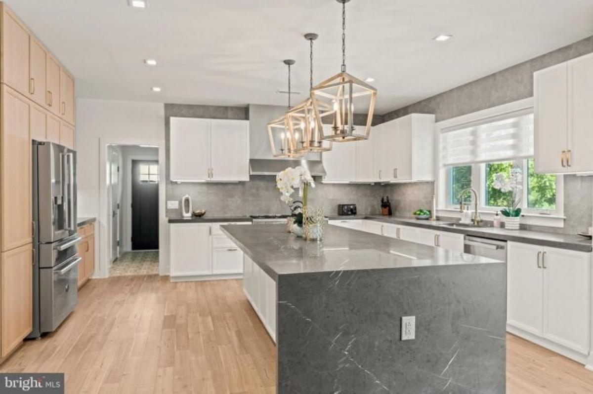 Picture of Home For Sale in Ambler, Pennsylvania, United States