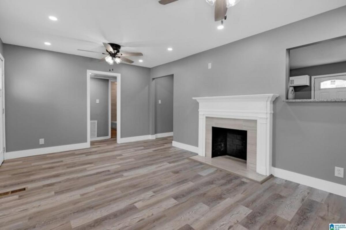 Picture of Home For Sale in Bessemer, Alabama, United States