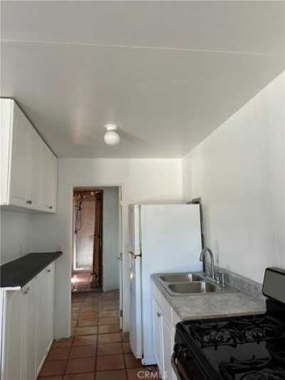 Home For Rent in Canoga Park, California