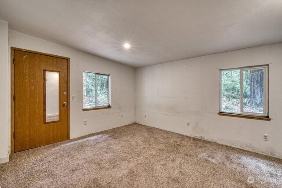 Picture of Residential Land For Sale in Olalla, Washington, United States